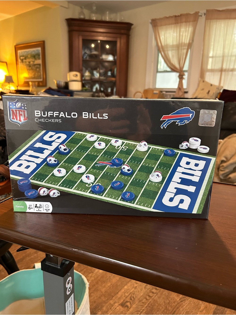 Buffalo David Bitton Buffalo Bills Checkers Set - Blue/White/Green NWT - Picture 2 of 5